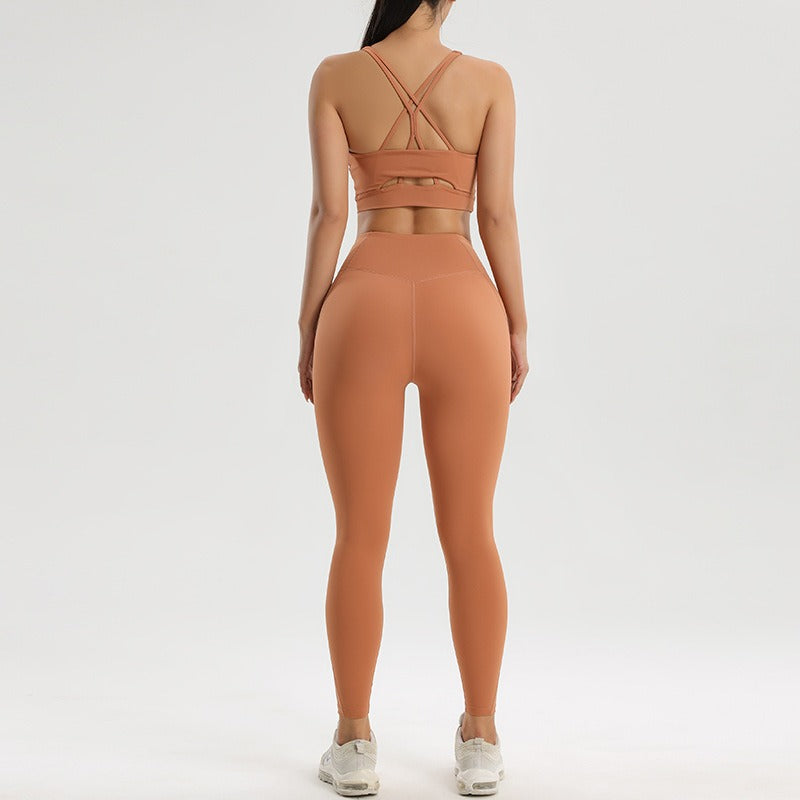 Women's sports and fitness set yoga