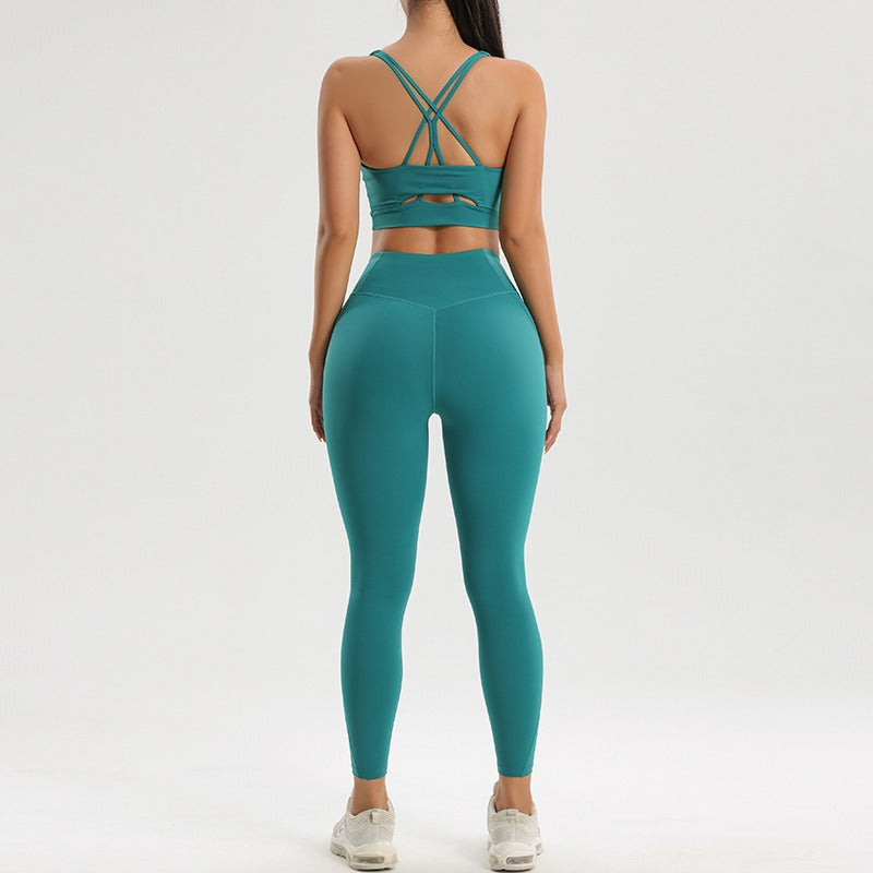 Women's sports and fitness set yoga