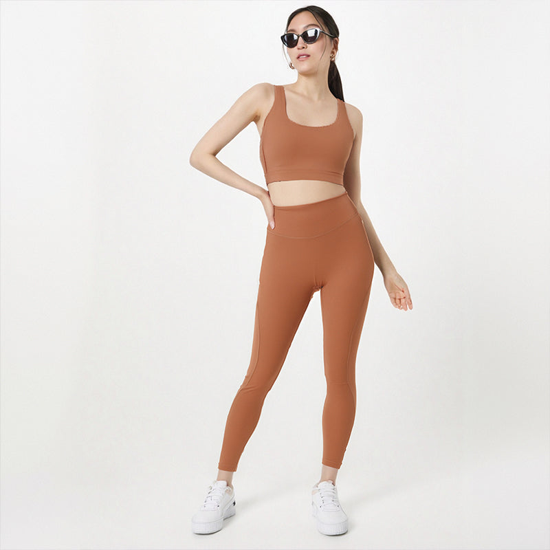 Women's sports and fitness set yoga