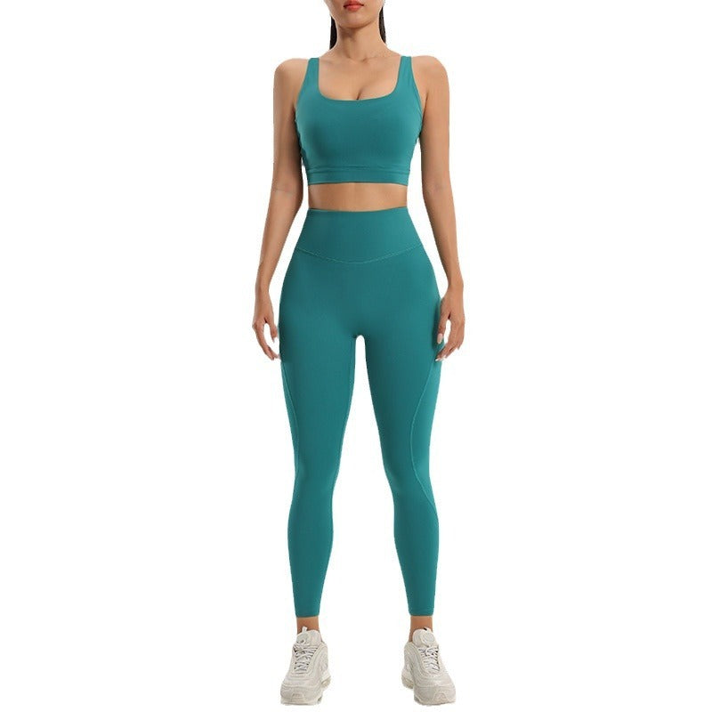 Women's sports and fitness set yoga