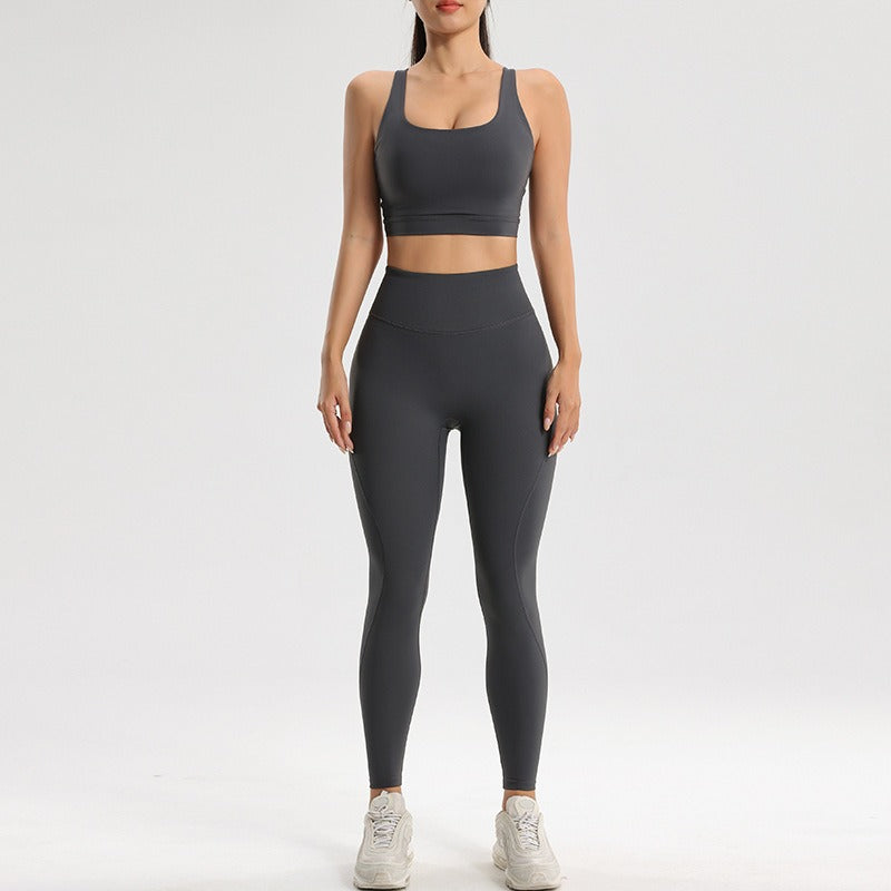 Women's sports and fitness set yoga