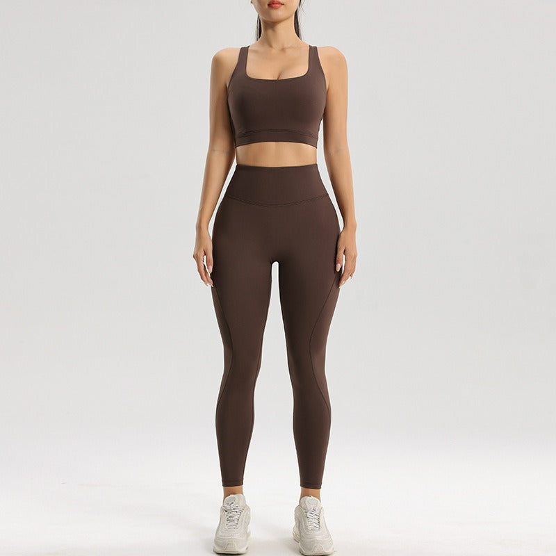 Women's sports and fitness set yoga