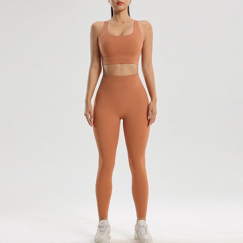 Women's sports and fitness set yoga